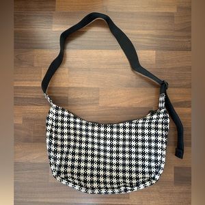 BAGGU nylon crescent bag